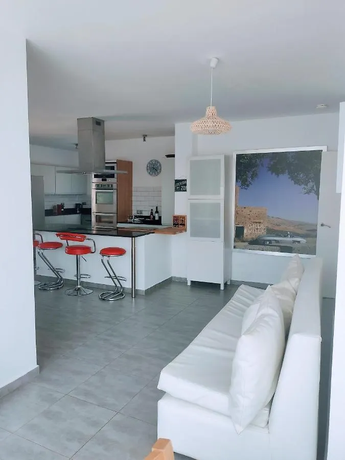 Torreguadiaro Villa - 2 Mins Walk From The Bars And Restaurants San Roque