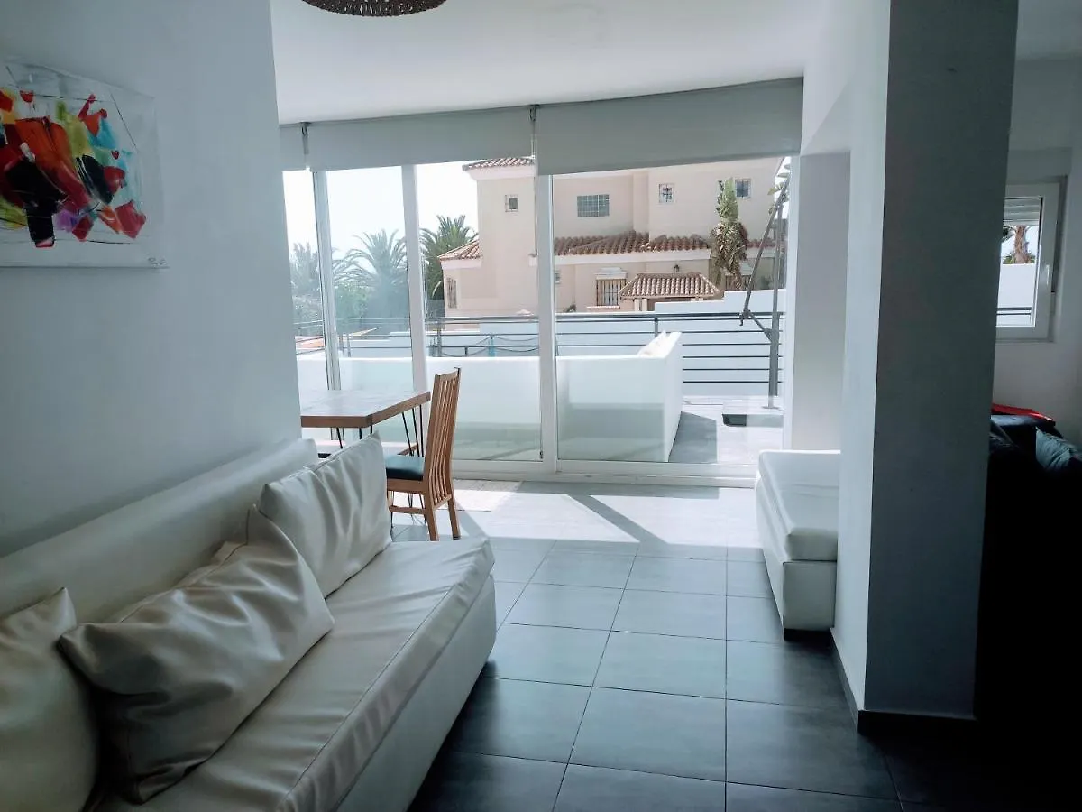 Torreguadiaro Villa - 2 Mins Walk From The Bars And Restaurants San Roque  Espagne