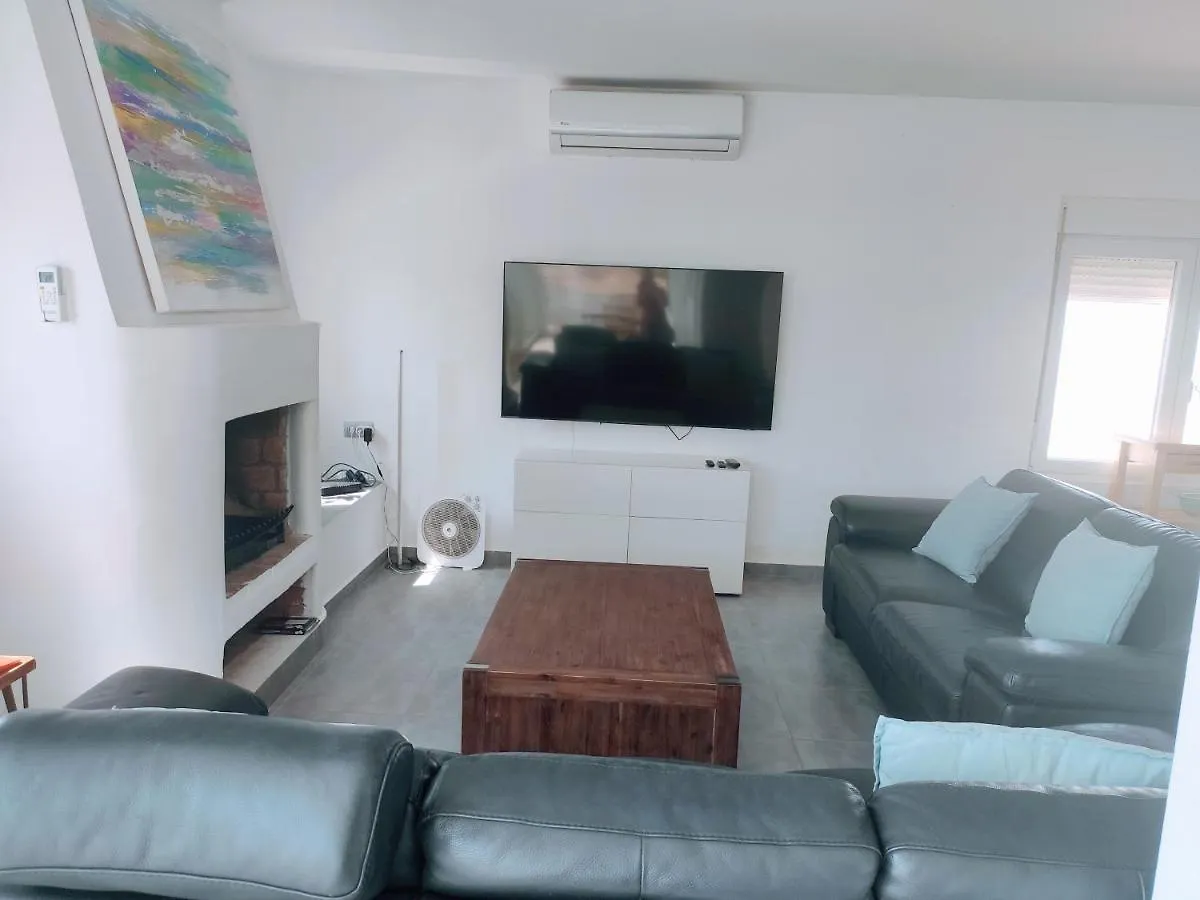 Torreguadiaro Villa - 2 Mins Walk From The Bars And Restaurants San Roque