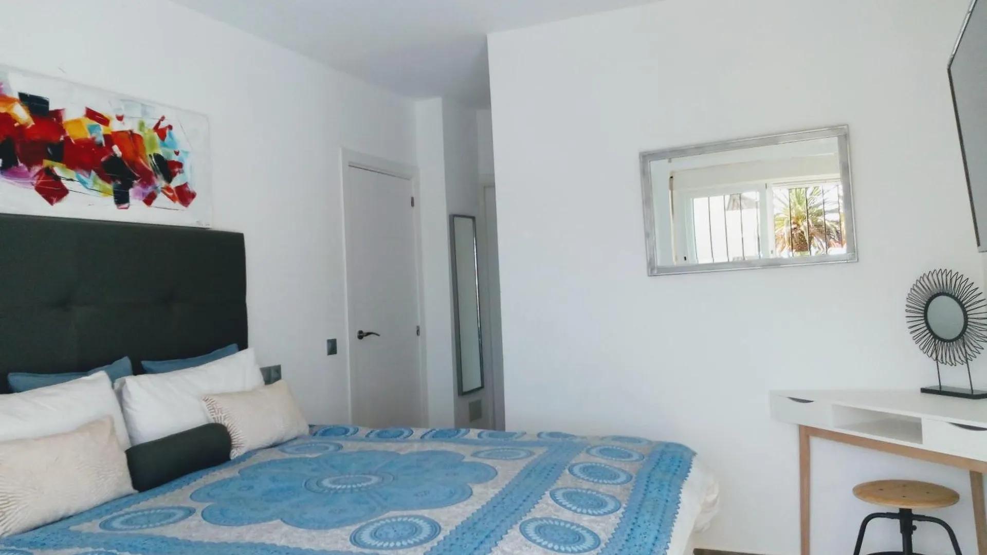 Torreguadiaro Villa - 2 Mins Walk From The Bars And Restaurants San Roque  Spain