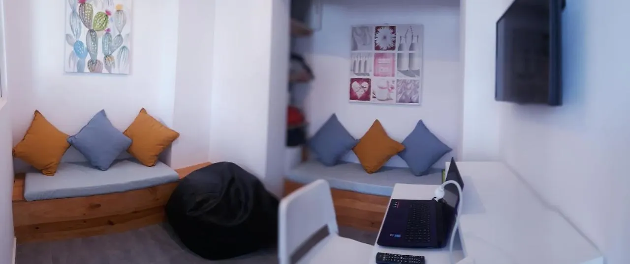 Torreguadiaro Villa - 2 Mins Walk From The Bars And Restaurants 산 로케 스페인